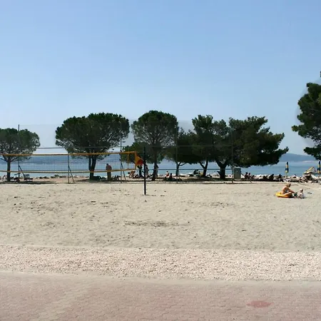 With A Parking Space - 9651