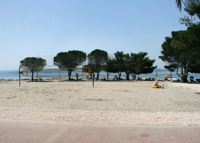 With A Parking Space - 9651