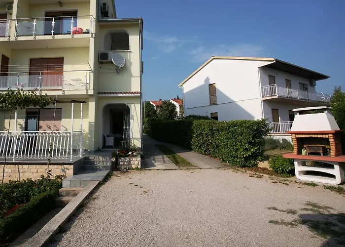 Lägenhet With A Parking Space - 9651